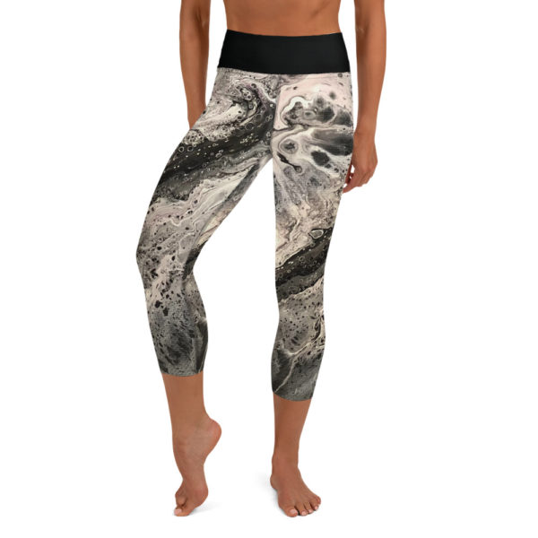 Black and White Capri Printed Leggings, Yoga Pants