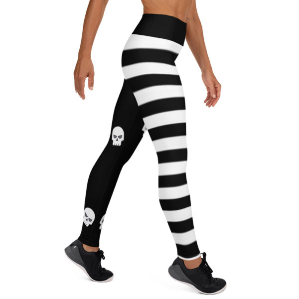 Halloween Skull Leggings, Black and White Yoga Pants - Image 5